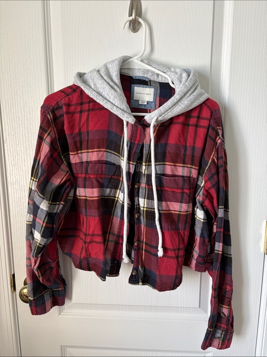 American Eagle Outfitters Tops - American Eagle Outfitters Cropped Red Plaid Hooded Utility Shirt with Gray Hood